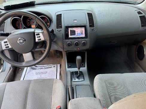 Used 2005 Nissan Altima 2.5 S w/ (F01) Convenience Pkg FWD image 12