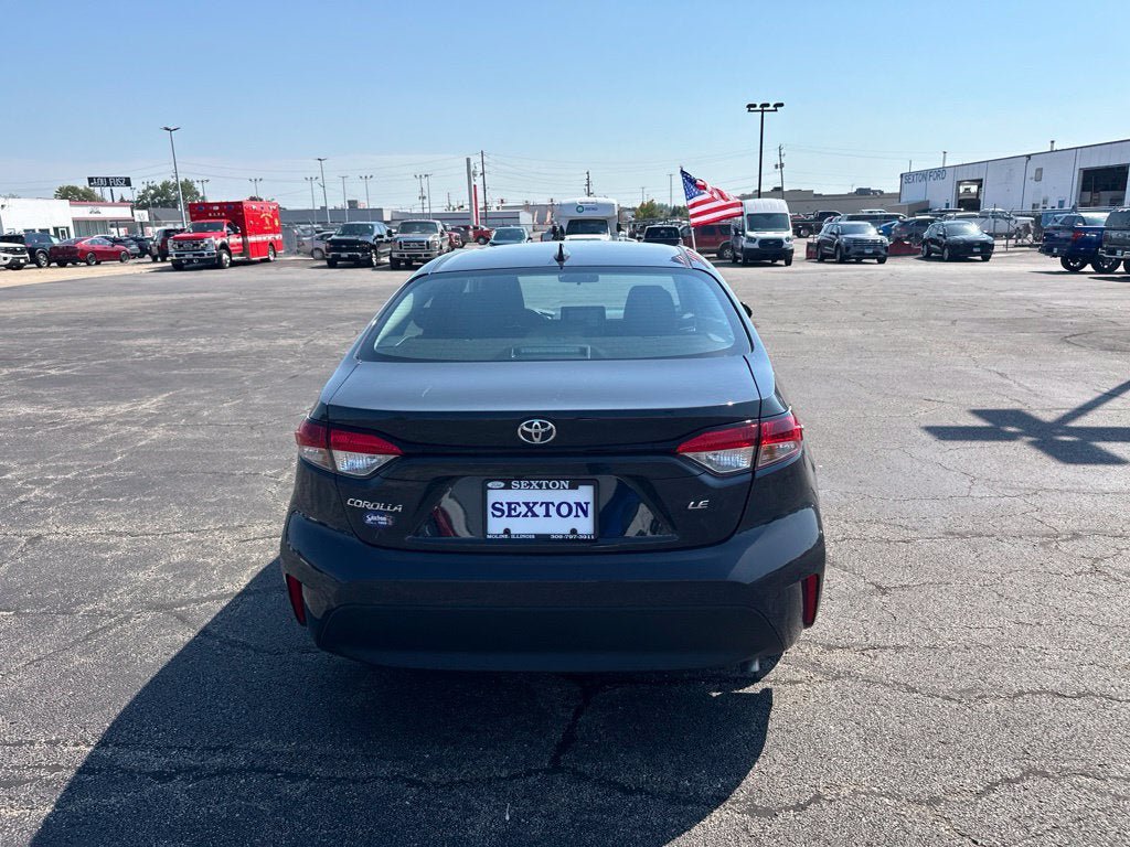 Used 2026 Toyota Corolla LE FWD image 6