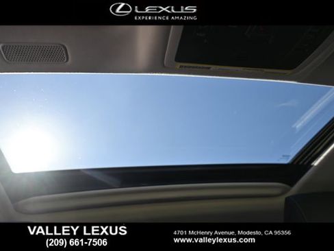 Used 2023 Lexus ES 250 w/ Premium Package image 7