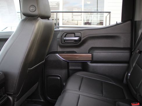 Used 2019 Chevrolet Silverado 1500 LT Trail Boss image 46