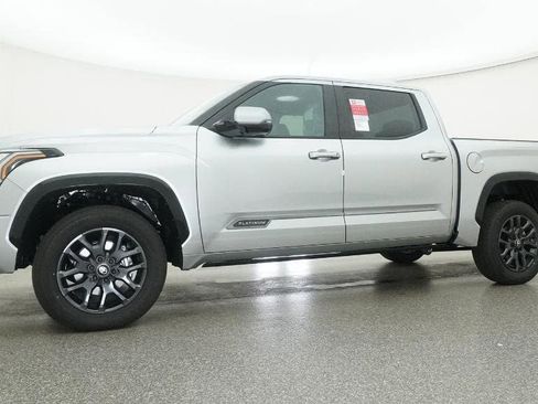 New 2026 Toyota Tundra Platinum AWD/4WD image 18