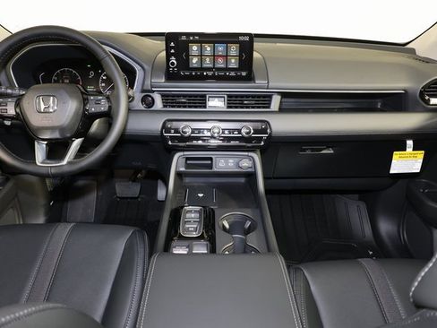 New 2025 Honda Pilot EX-L image 8