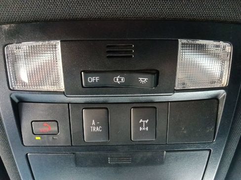 Used 2022 Toyota Tacoma TRD Off-Road AWD/4WD image 25