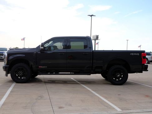New 2026 Ford F250 Lariat w/ Black Appearance Package AWD/4WD image 3