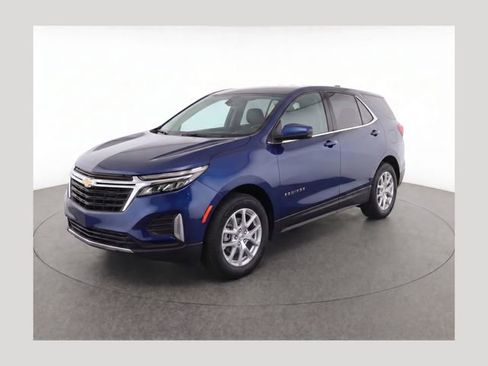 Used 2023 Chevrolet Equinox LT FWD image 1