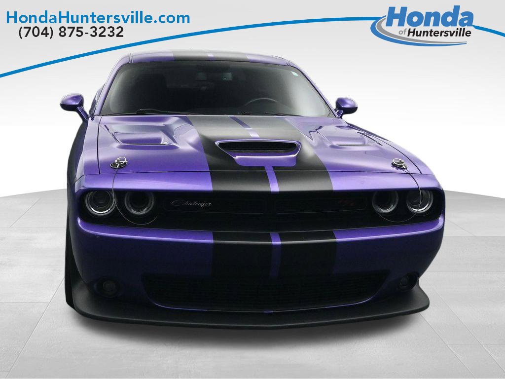 Used 2023 Dodge Challenger R/T Scat Pack RWD image 2