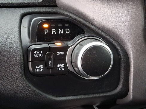 Used 2019 RAM 1500 Big Horn image 15