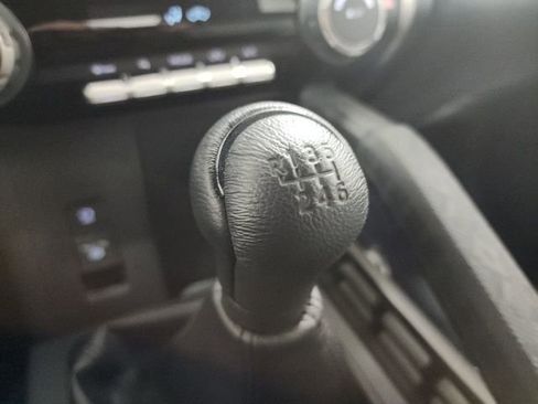 Used 2025 Toyota Tacoma TRD Sport image 6