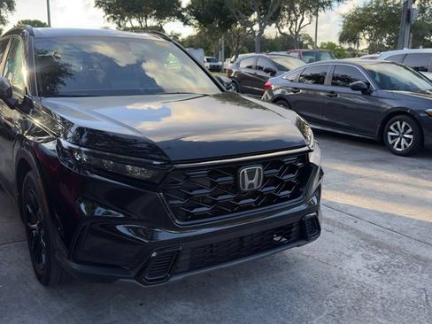 Used 2023 Honda CR-V Sport image 4