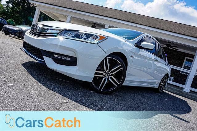 Used 2017 Honda Accord Sport image 3