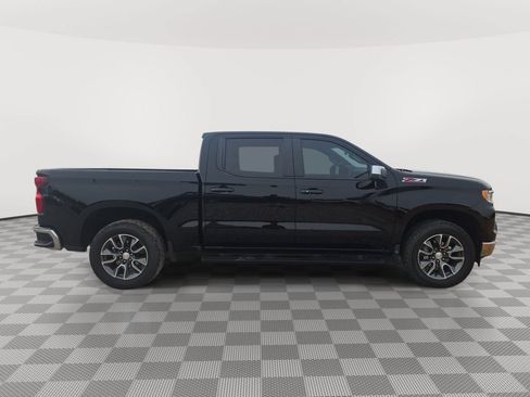 Used 2024 Chevrolet Silverado 1500 LT AWD/4WD image 8