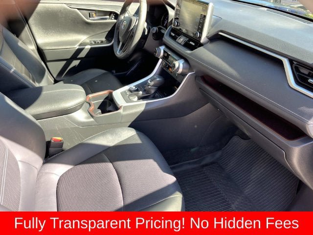 Used 2020 Toyota RAV4 Limited AWD/4WD image 22