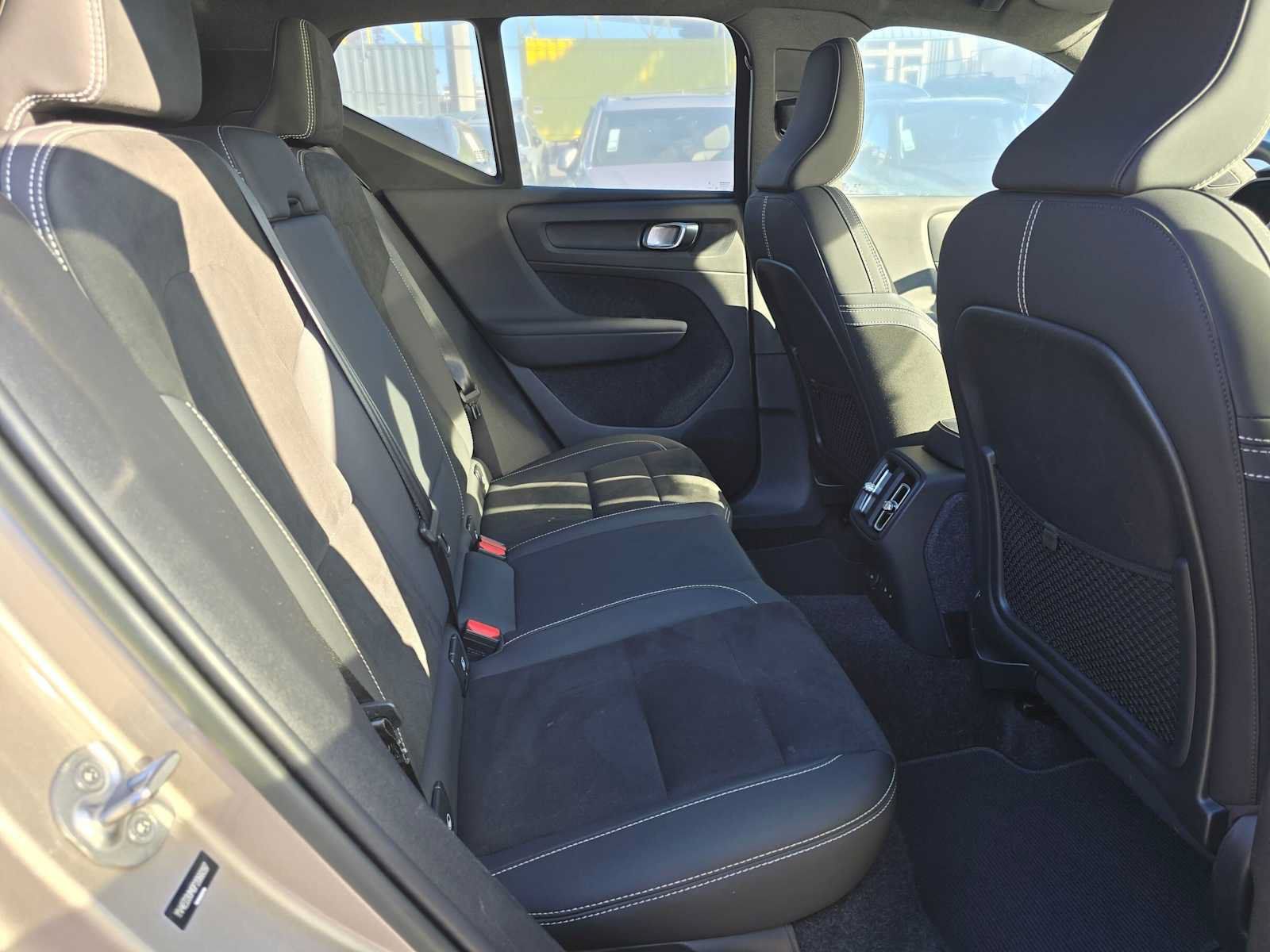 Certified 2023 Volvo XC40 Recharge Ultimate AWD/4WD image 13