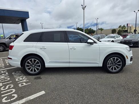Used 2017 Audi Q7 3.0T Premium Plus w/ Premium Plus Package image 8