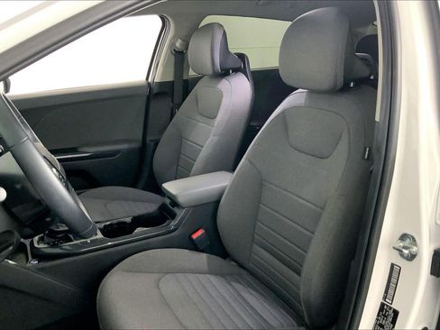 Certified 2025 Kia K4 EX FWD image 22