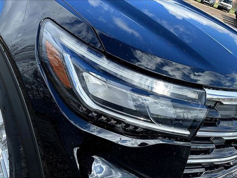 New 2026 Ford Explorer Active AWD/4WD image 34
