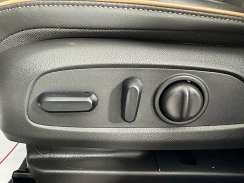 Used 2024 Buick Envista Avenir image 36