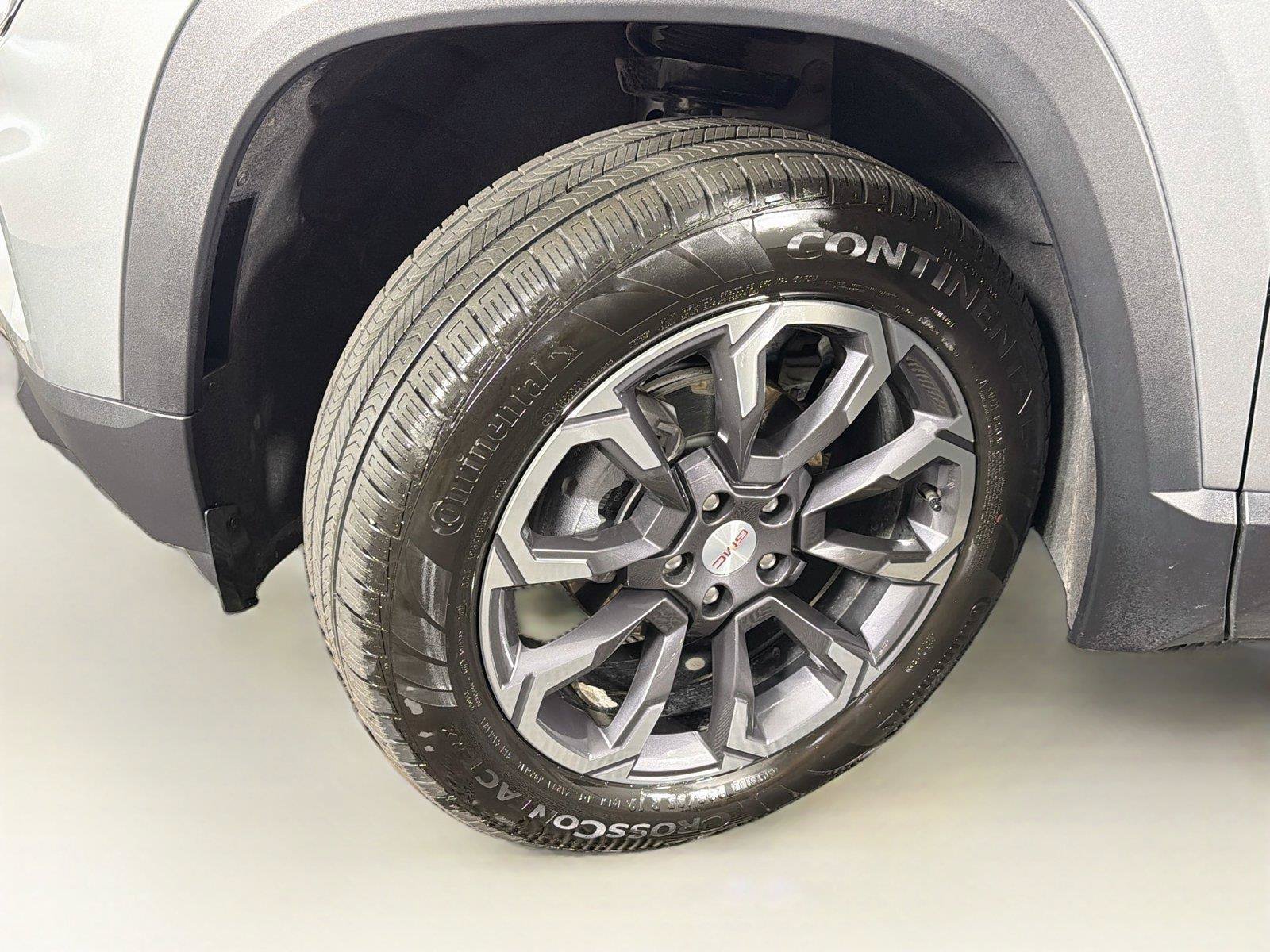 Used 2025 GMC Terrain Elevation w/ Elevation Premium Package AWD/4WD image 38