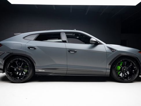 Used 2024 Lamborghini Urus Performante image 43