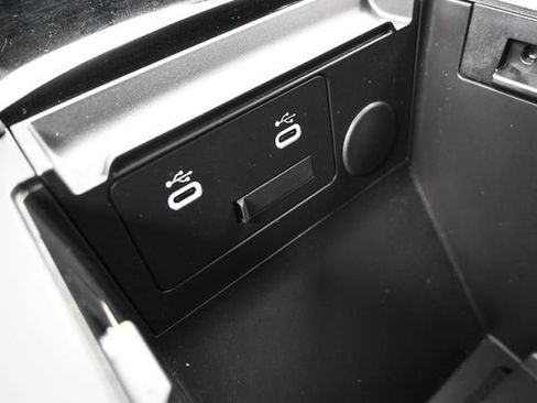 Used 2025 MAZDA MAZDA3 s Sport FWD image 25