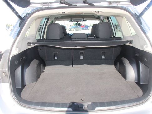 Used 2023 Subaru Forester Premium AWD/4WD image 15