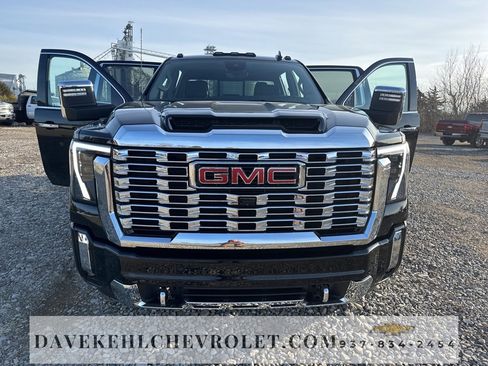 Used 2025 GMC Sierra 2500 Denali w/ Denali Reserve Package image 38