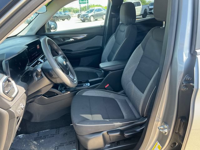 Used 2026 Chevrolet TrailBlazer LT FWD image 12