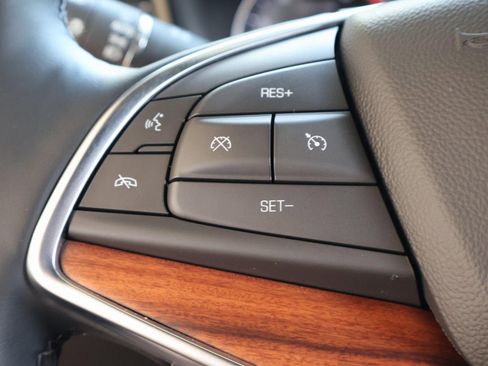 Certified 2025 Cadillac XT5 Premium Luxury image 22