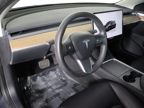 Used 2023 Tesla Model 3 Standard Range RWD image 30