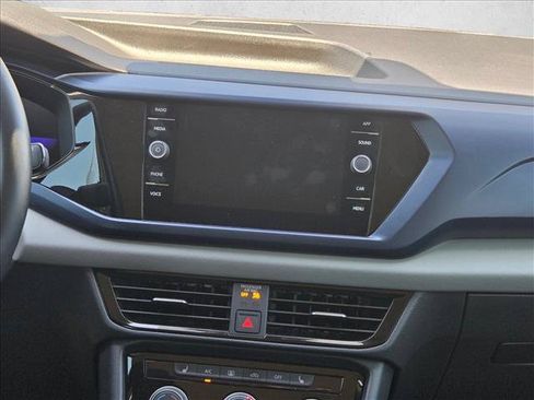 Used 2023 Volkswagen Taos SE FWD image 13