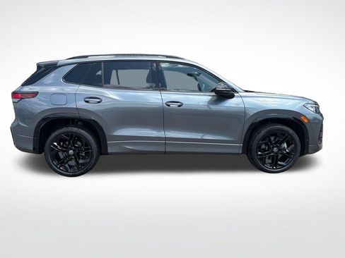 New 2026 Volkswagen Tiguan SE R-Line AWD/4WD image 6