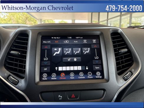 Used 2020 Jeep Cherokee Trailhawk w/ Comfort/Convenience Group AWD/4WD image 23