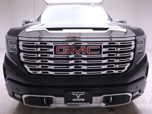 New 2026 GMC Sierra 1500 Denali image 8