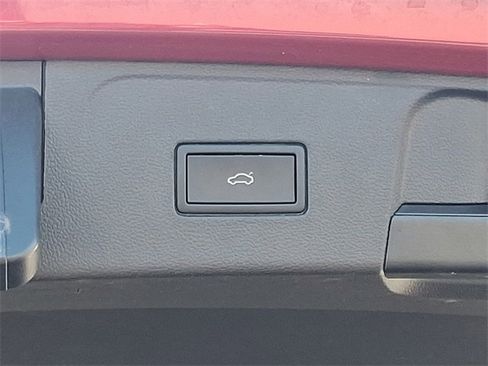 Used 2022 Volkswagen Atlas SE image 27