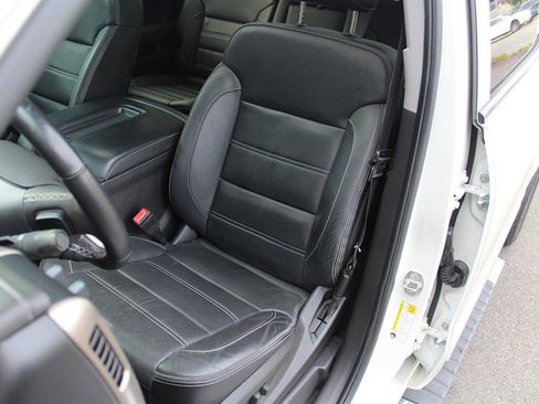 Used 2015 GMC Sierra 1500 Denali w/ Driver Alert Package image 22