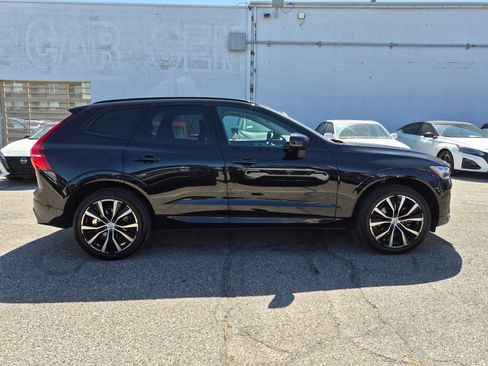 Used 2023 Volvo XC60 B5 Plus w/ Protection Package Premier AWD/4WD image 2