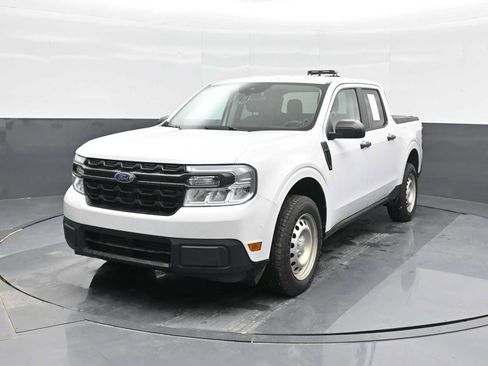 Used 2022 Ford Maverick XL image 4