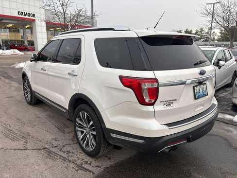 Used 2018 Ford Explorer Platinum image 4