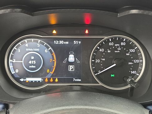 New 2025 Nissan Versa SV w/ Trunk Package image 18