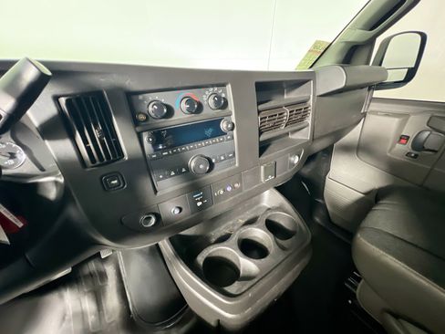 Used 2020 Chevrolet Express 2500 Work Van w/ Driver Convenience Package image 23