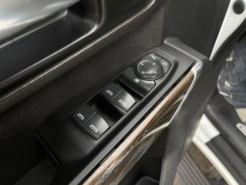 Used 2020 Chevrolet Silverado 2500 LT image 13