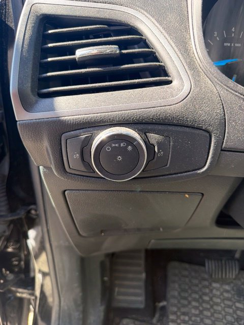 Used 2018 Ford Edge SE AWD/4WD image 21