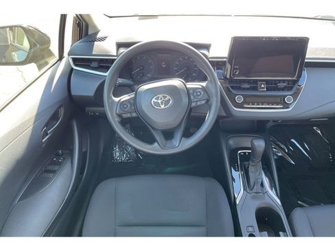 Used 2023 Toyota Corolla LE image 16
