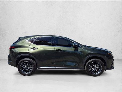 Certified 2025 Lexus NX 250 FWD w/ Accessory Package (Z1) image 4