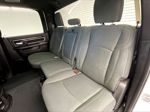 Used 2025 RAM 2500 Big Horn AWD/4WD image 19
