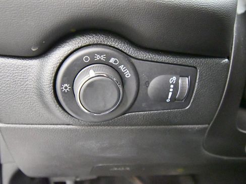 Used 2024 Dodge Durango GT image 21