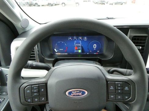 New 2026 Ford F250 XLT w/ XLT Premium Package AWD/4WD image 26