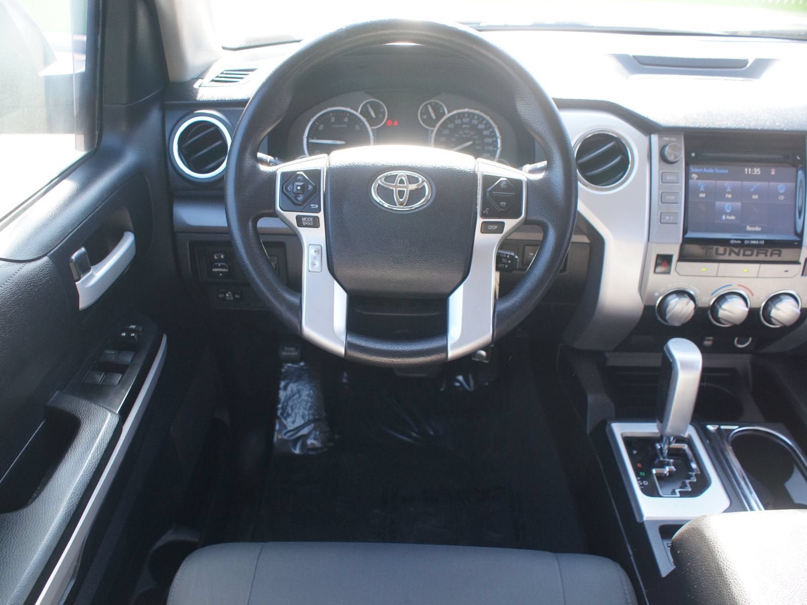 Used 2014 Toyota Tundra SR5 w/ SR5 Upgrade Package RWD image 5