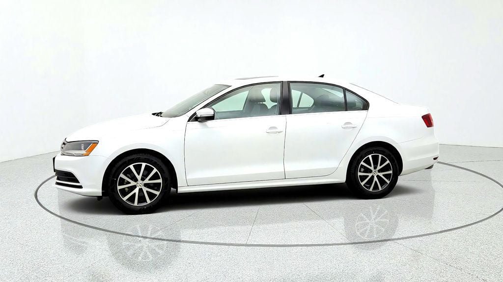 Used 2018 Volkswagen Jetta SE FWD image 8