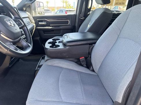 Used 2024 RAM 2500 Big Horn image 21